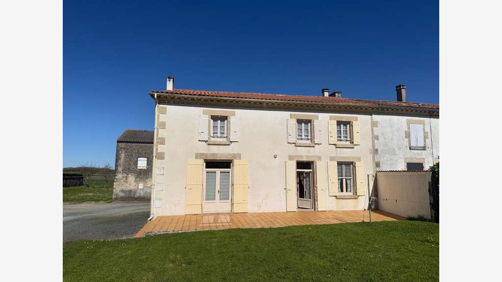 AV ancien corps de ferme 126m² St Pierre de l'Isle