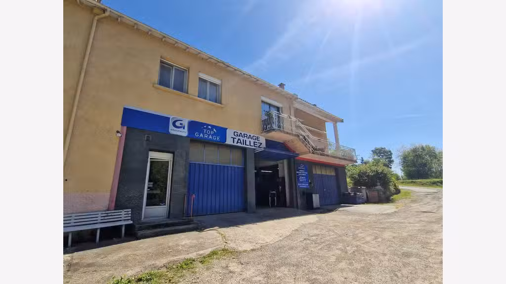 Garage professionnel, station essence e sur Foix
