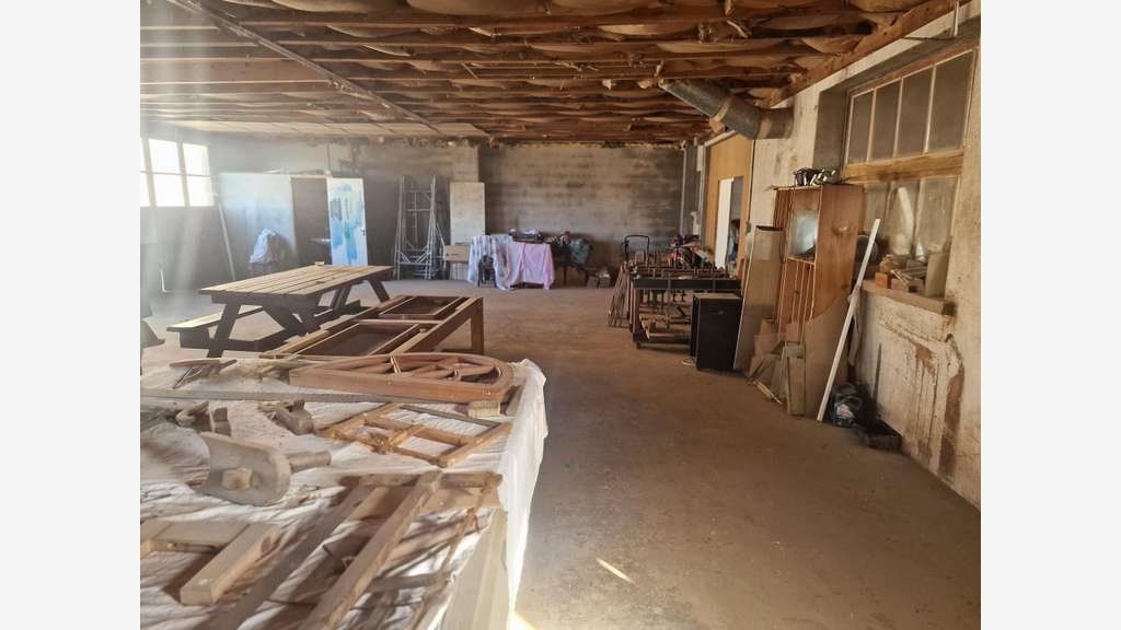 Vente local commercial à Saint-Pierre-de-Trivisy