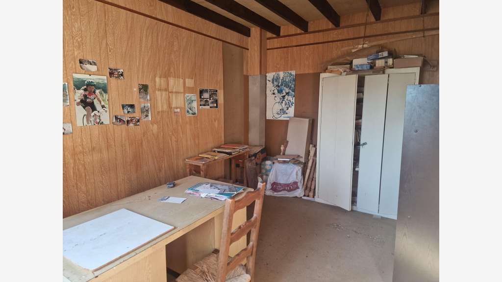 Vente local commercial à Saint-Pierre-de-Trivisy
