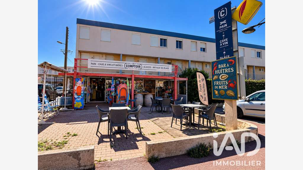 Local commercial à Saint Pierre la Mer