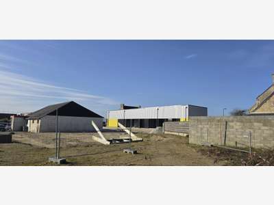 Vente local commercial de 336m² à St-Pol-de-Léon