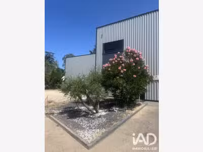 Vente local commercial de 720m² à Saint-Priest