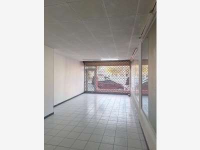 AV local restau et stockage 300m² St-Raphaël
