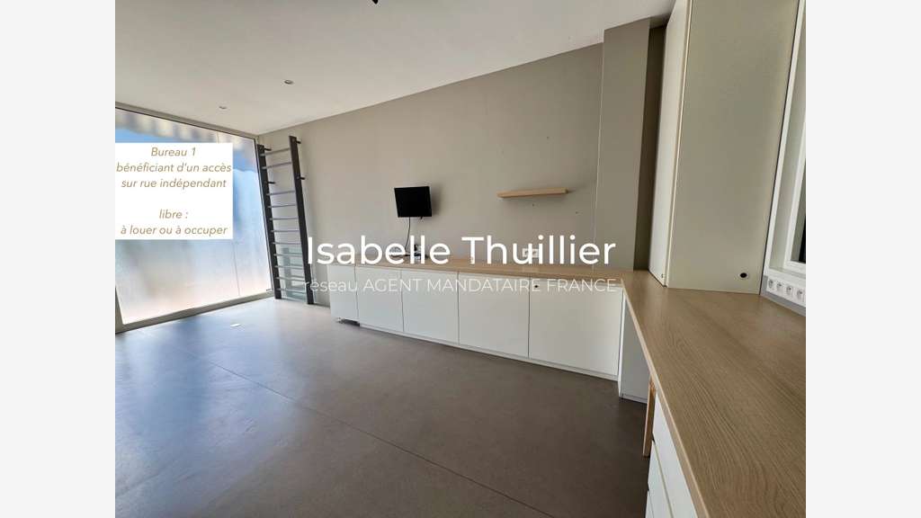 AV local commercial de 50m² en RDC à Saint-Raphaël