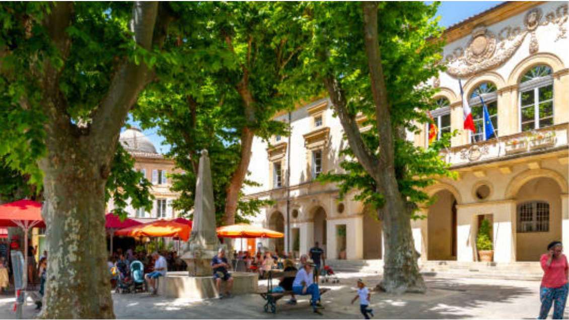 Vente droit au bail 500m² à Saint-Rémy-de-Provence