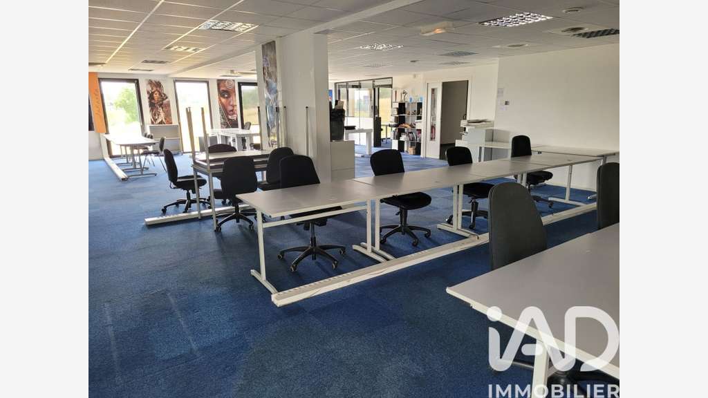 Bureaux à Saint-Symphorien/Coise ZA Grange Église