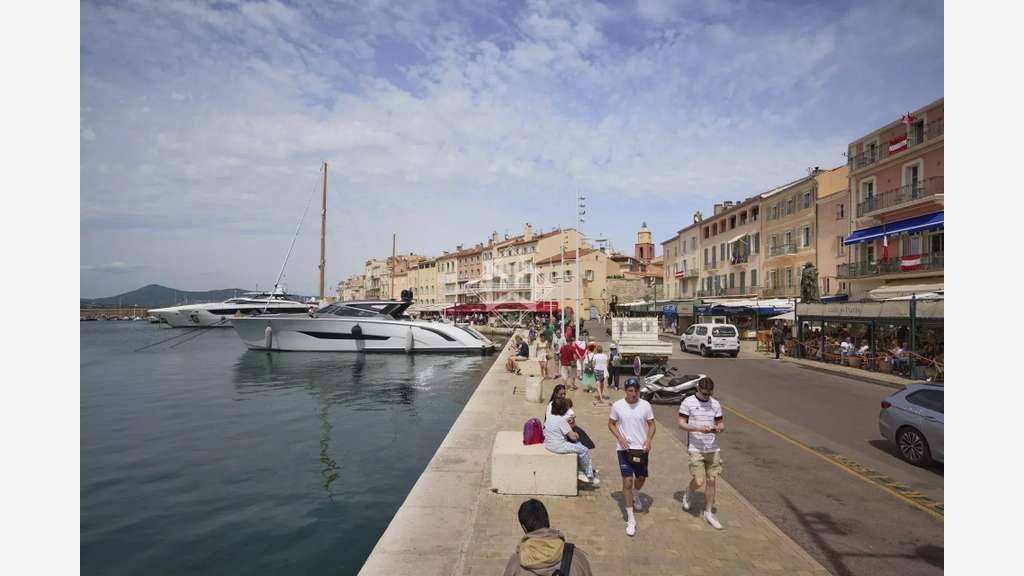 A vendre murs commerciaux 300m² à Saint-Tropez