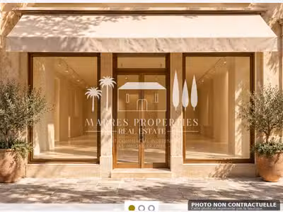 Cède DAB local commercial de 313m² à Saint-Tropez