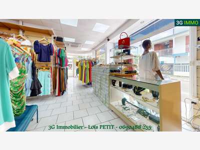Vente local commercial 70m² à Sainte-Rose