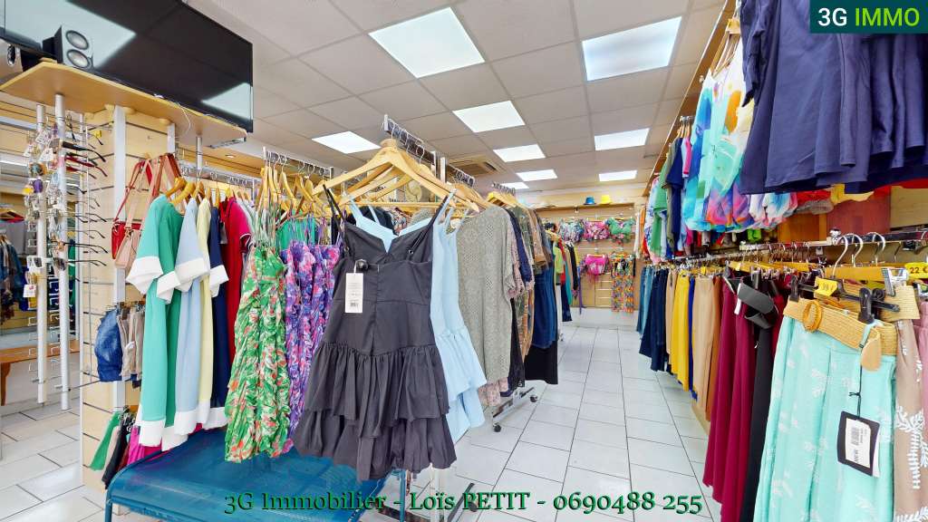 Vente local commercial 70m² à Sainte-Rose