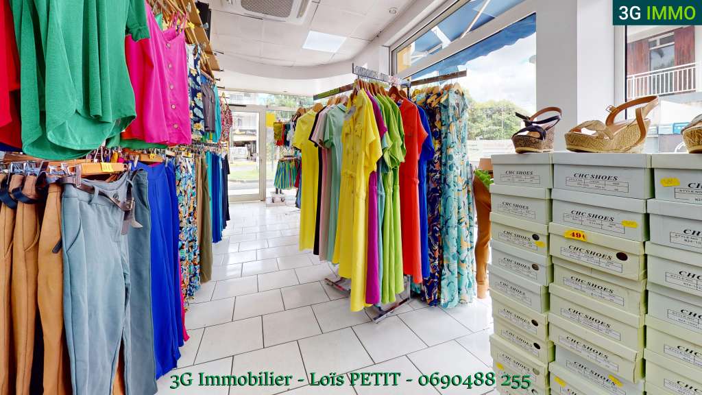 Vente local commercial 70m² à Sainte-Rose
