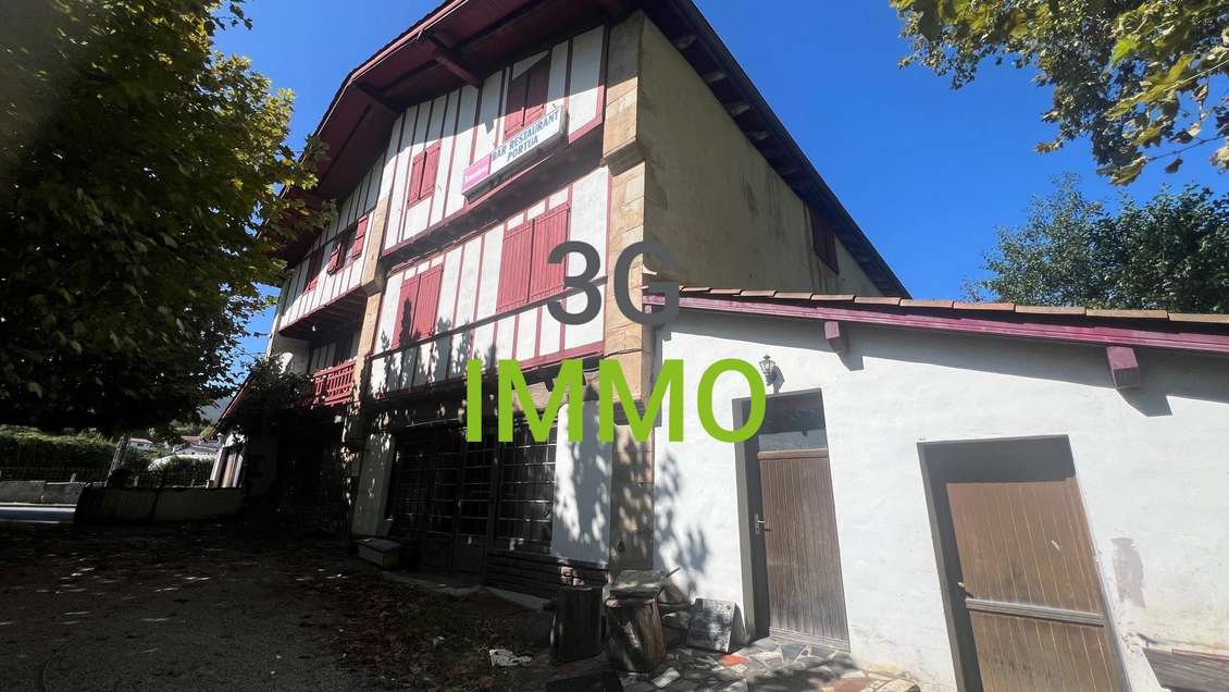 Vente grande bâtisse de caractère à Sare