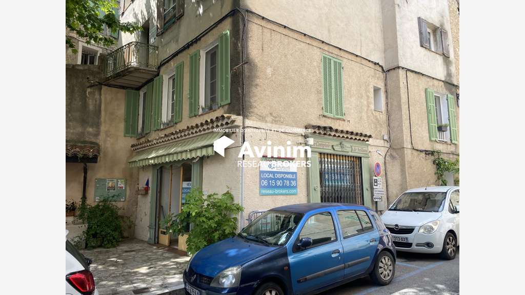 A vendre local commercial 47m² à Seillans village