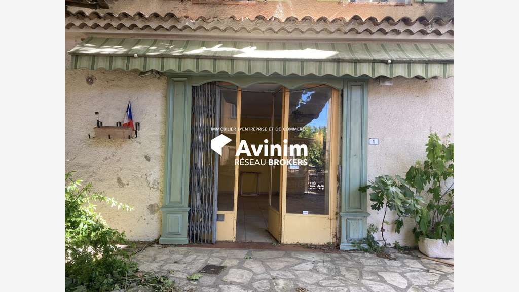 A vendre local commercial 47m² à Seillans village