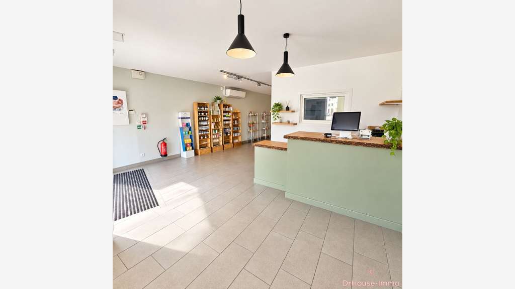 Local Commercial/environ 150m2- Sète, Quai de Bosc