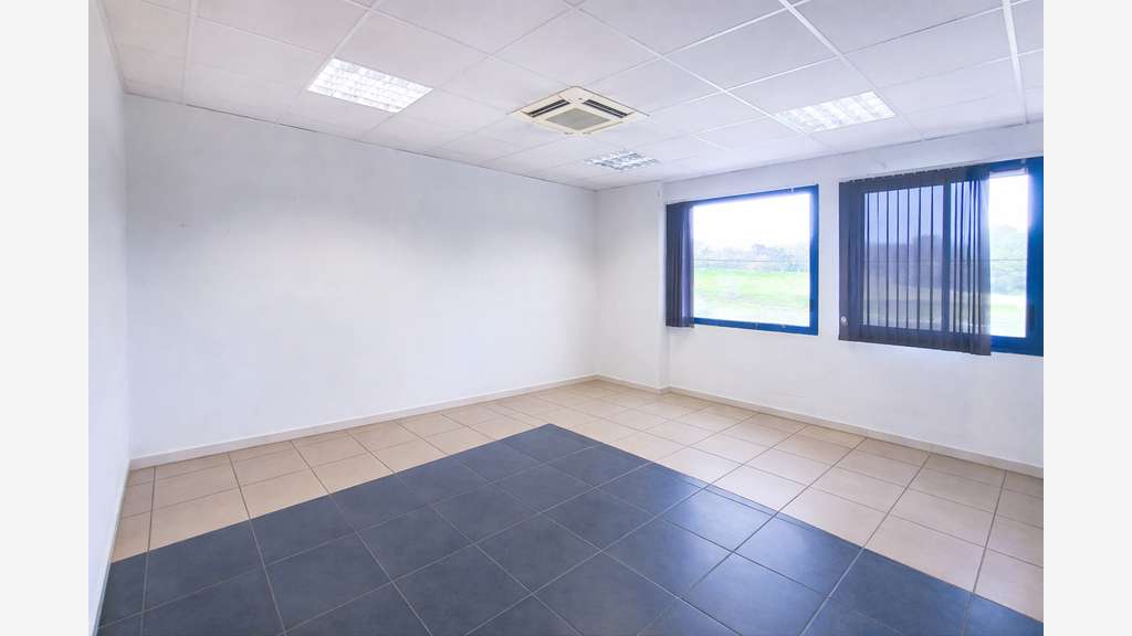 Vente bureaux 177m² ZA Playes Six-Fours-les-Plages