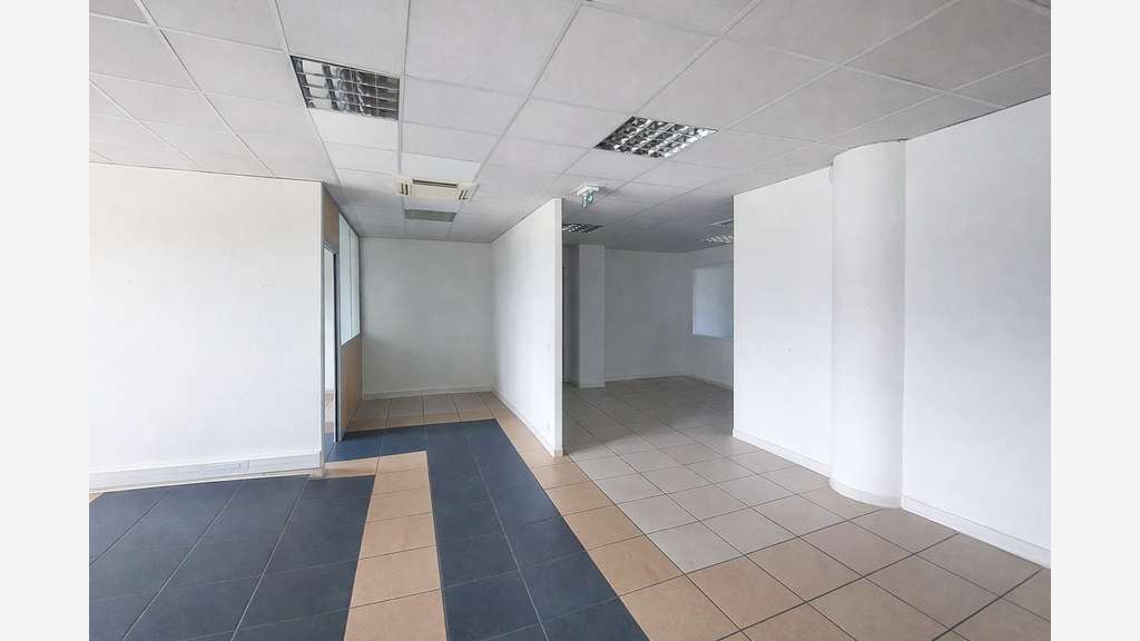 Vente bureaux 177m² ZA Playes Six-Fours-les-Plages