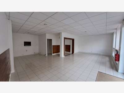 Local/bureau 62m² à vendre à Soissons centre (02)