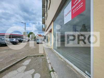 Vente local commercial 154m² axe roulant Soissons