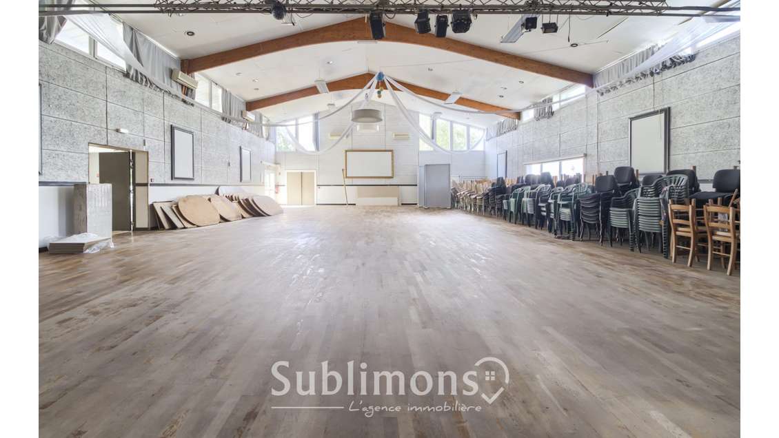 Vente murs restaurant évènementiel 1140m² Sulniac