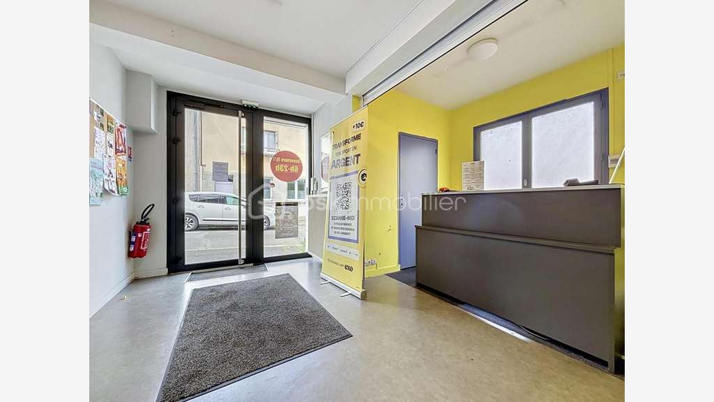 Vente local commercial de 420m² à Thouars