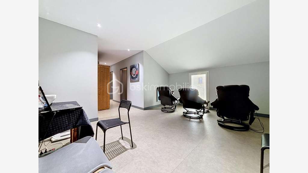 Vente local commercial de 420m² à Thouars
