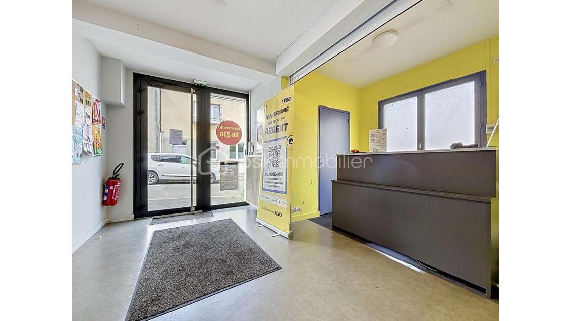 Vente local commercial de 420m² à Thouars