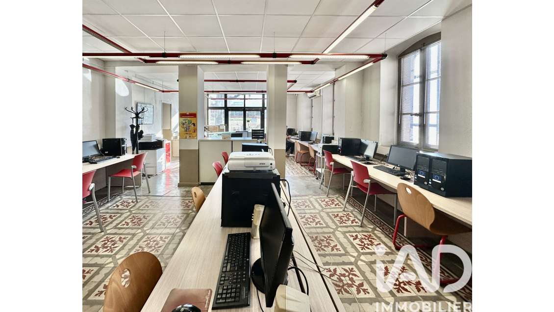 Vente local 150m² à Toulon Place d’Armes