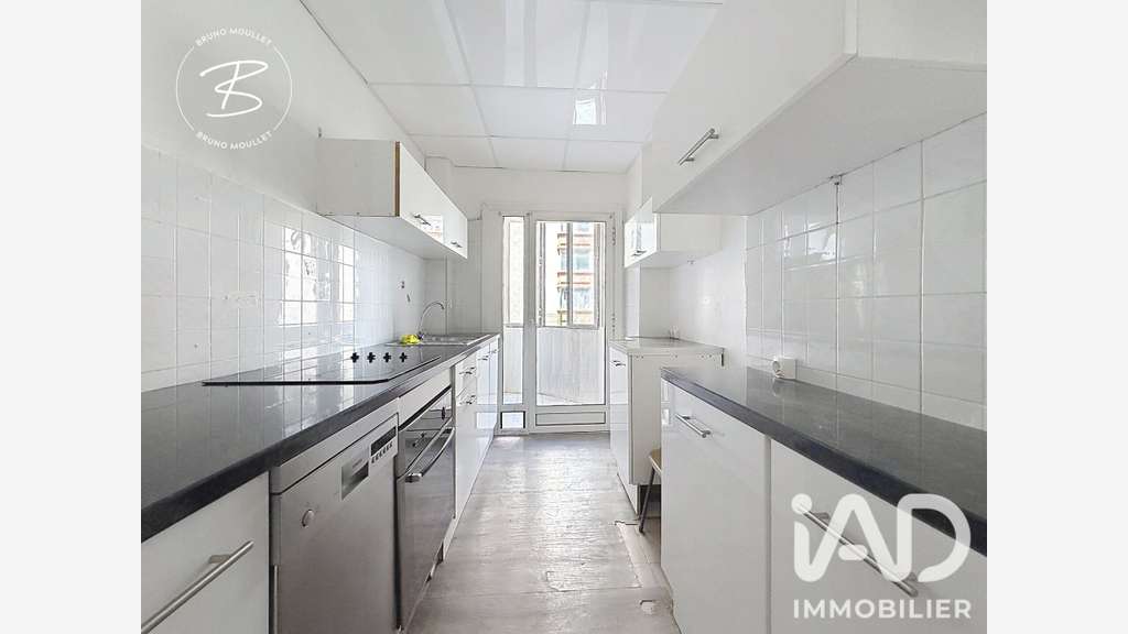 Vente local commercial 54m² à Toulon Mourillon