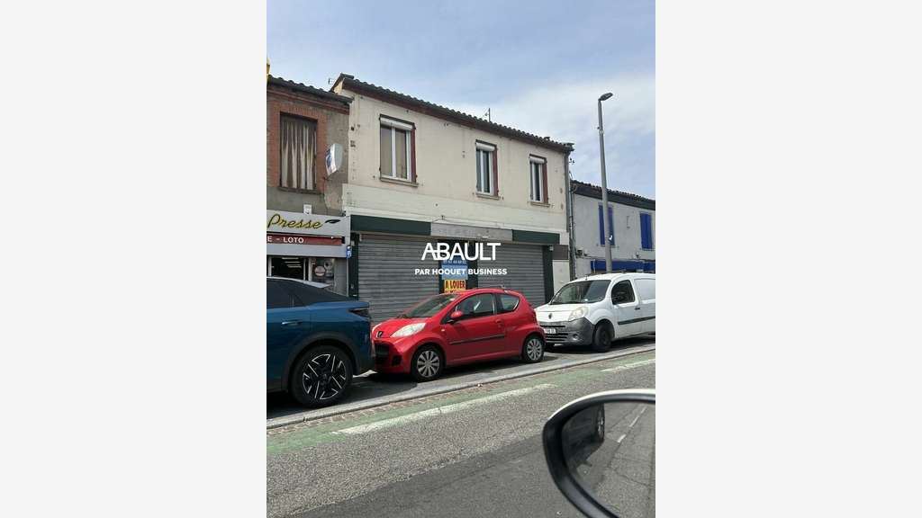 Murs commerciaux libres 427m² à vendre à Toulouse