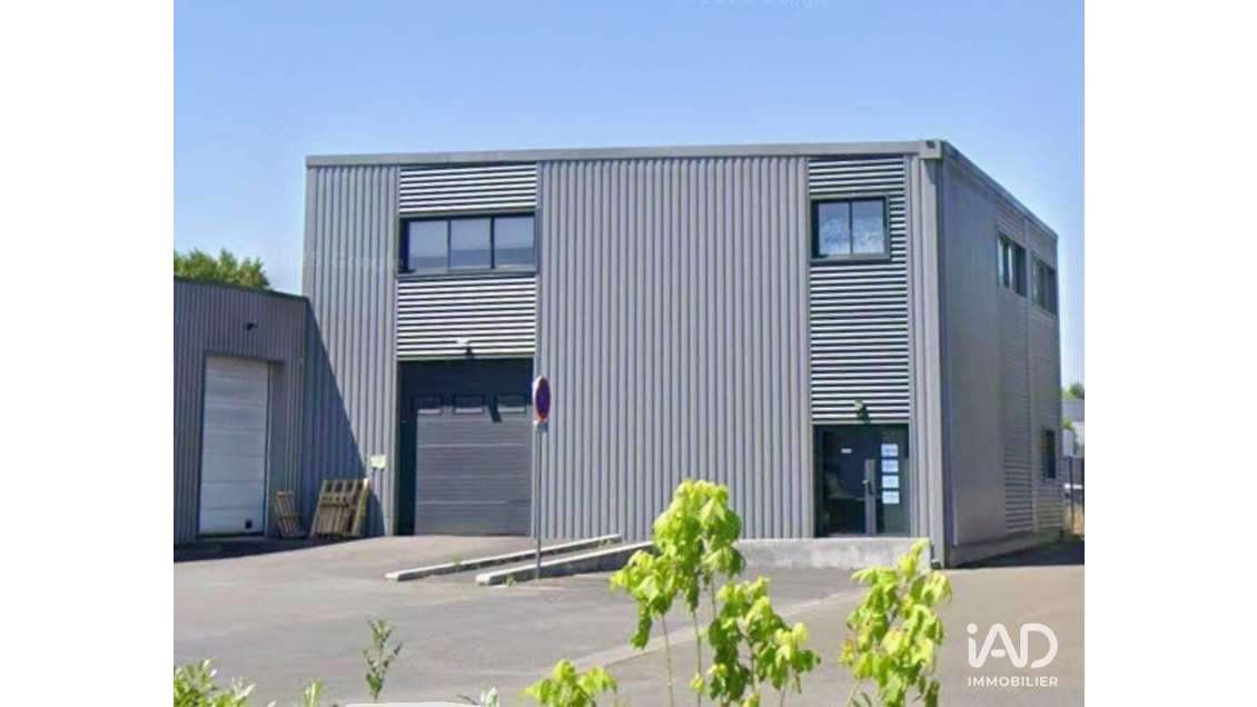 Vente local professionnel 1100m² à Tours 