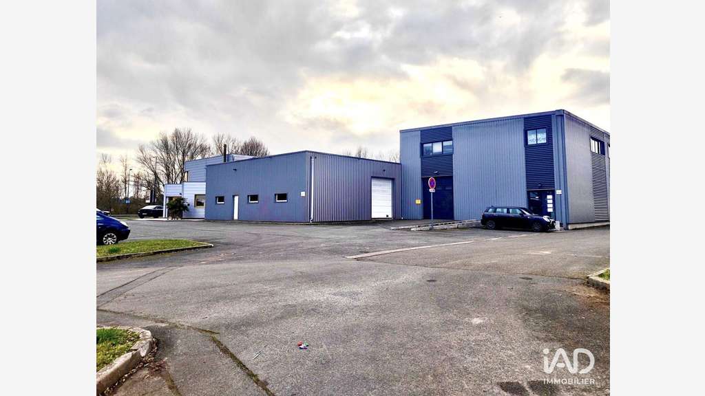 Vente local professionnel 1100m² à Tours 