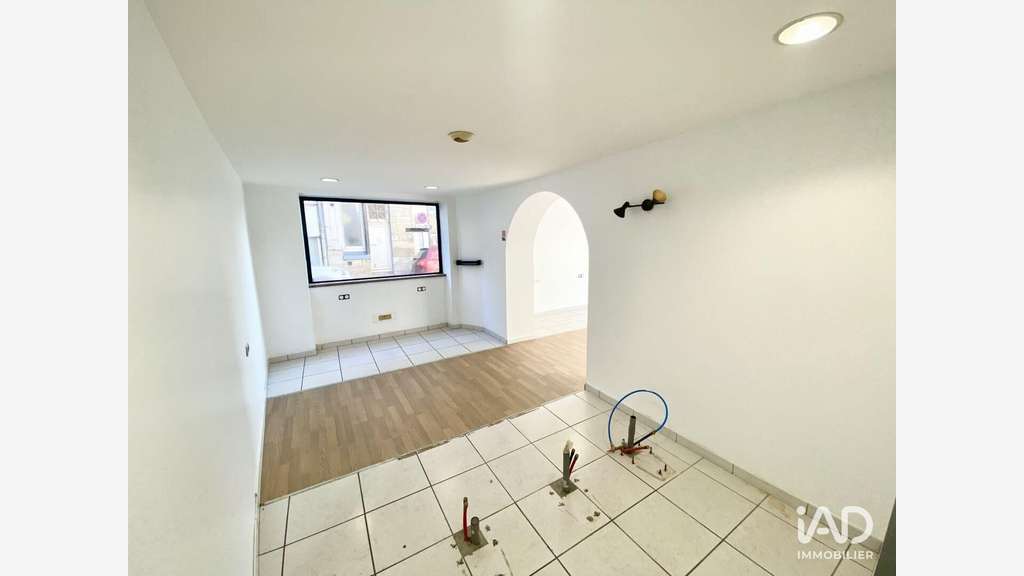 Vente boutique de 45m² à Tours Quai Paul Bert