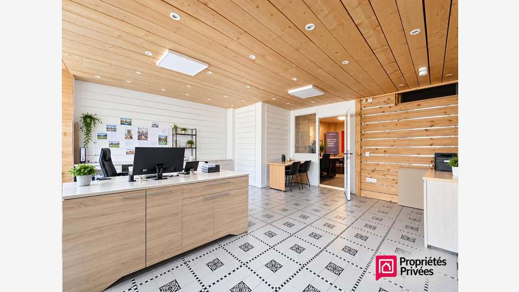 Vente murs commerciaux libres 163m² à Ugine