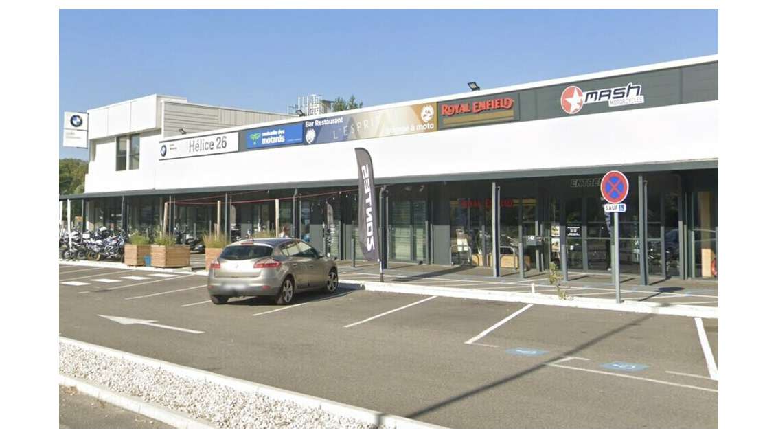 A vendre local commercial 670m² à Valence (26)
