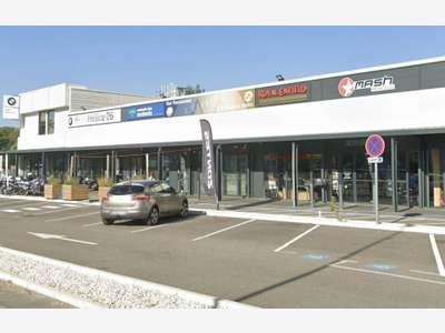 A vendre local commercial 670m² à Valence (26)