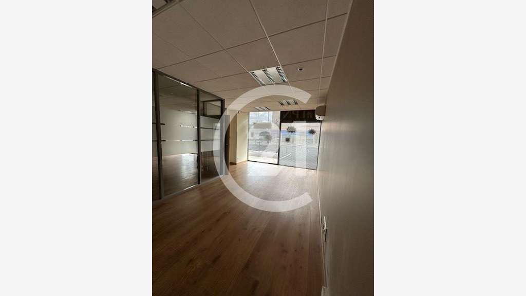 Vente local commercial 350m² Valence hypercentre
