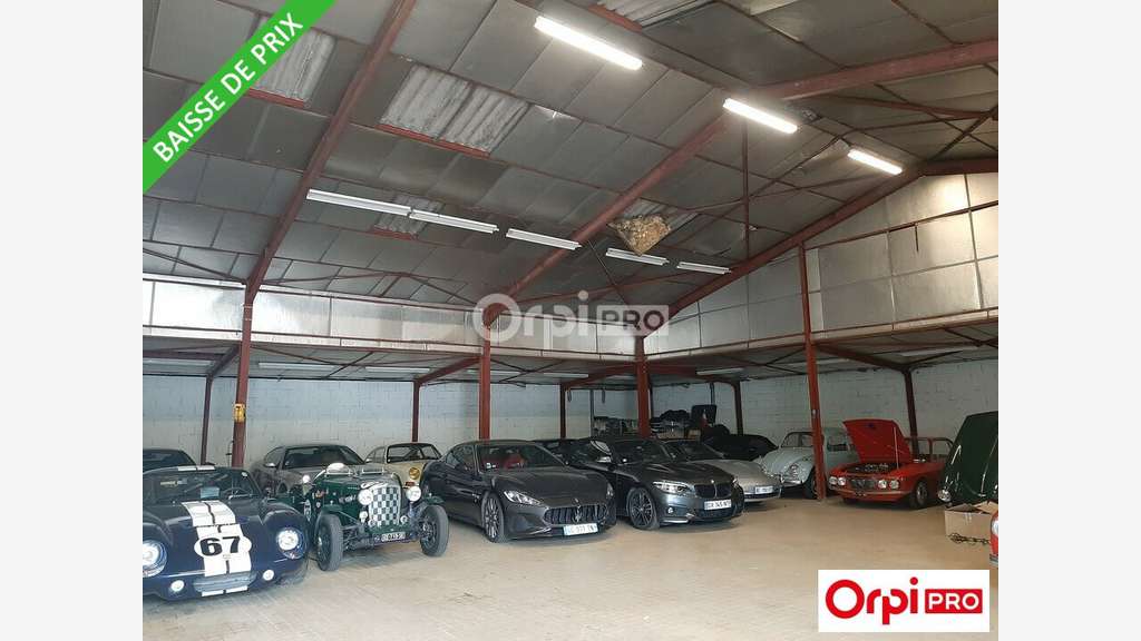 Local d'activité 980m² sur 2440m² à vendre Valence