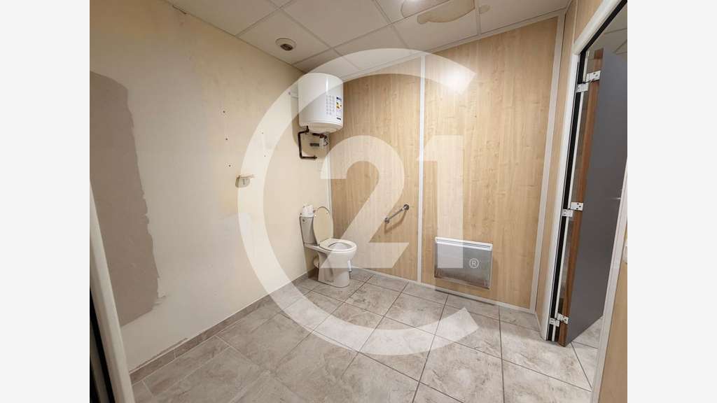 Vente local commercial 260m² à Valence Sud