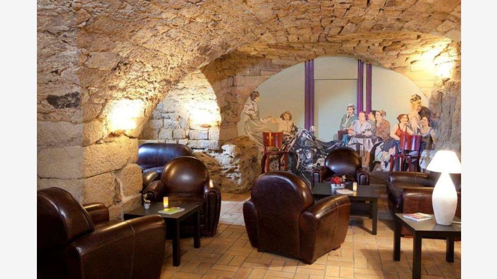 à vendre proche de VALLON PONT D'ARC Murs d'un 