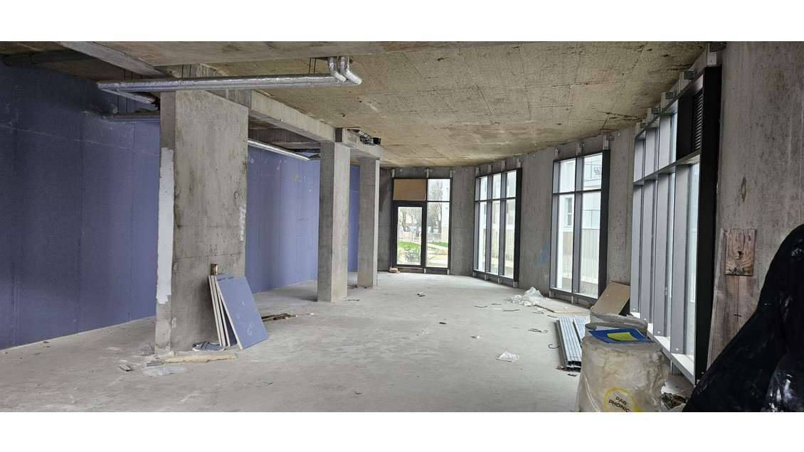 A vendre local commercial 120m² à Vannes centre