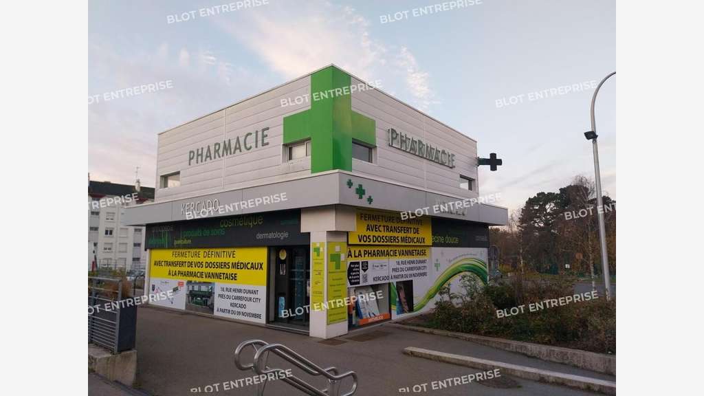 À vendre bâtiment indépendant 180m² Vannes Kercado