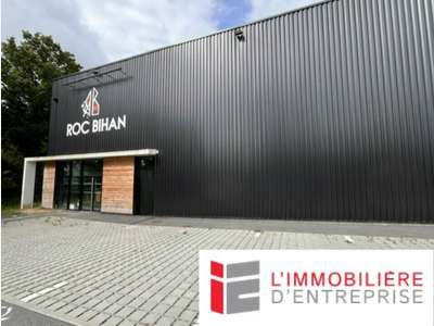 Cellule 600m² double peau à vendre à Vannes