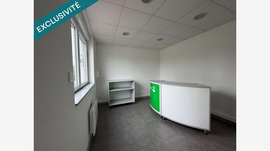 Vente locaux dans petite zone commerciale à Verdun