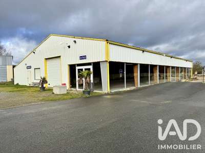 Vente local commercial 600m² proche de Vernantes