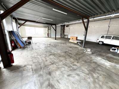 AV bâtiment local d'activité 260m² prox Vernon