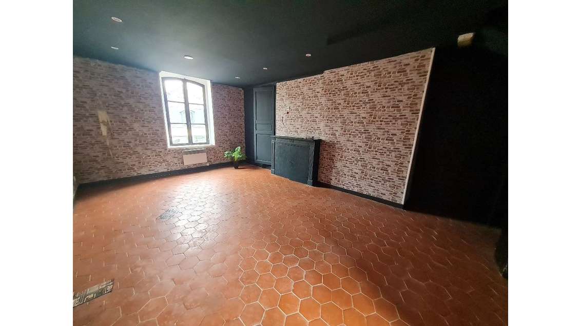 AV bâtiment 112m² Versailles St-Louis Rive Gauche