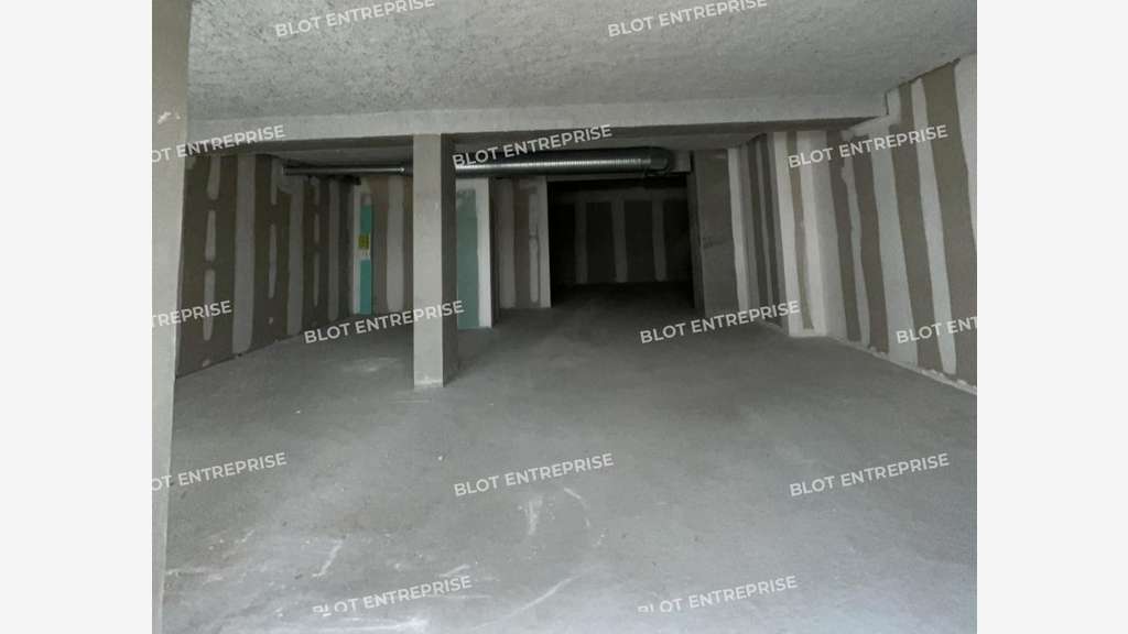A vendre locaux commerciaux de 119m² à Vertou
