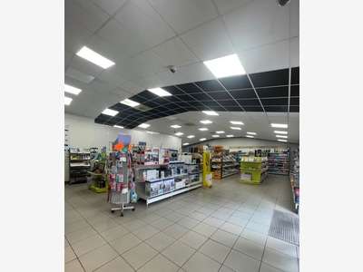 Vente local empl idéal centre-ville de Vichy